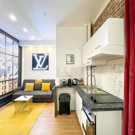 154 - Urban Atelier Cinema In Apartment